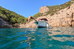Makarska: Heldags privat båttur med skeppare