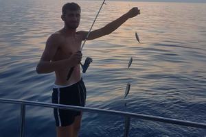 Poreč: Privat båttur med delfinskådning och fiske