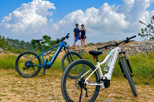 Private Hvar Island E-Bike Tour (Self Guided)
