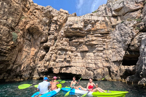 Pula : une aventure inoubliable en kayak en petit groupe