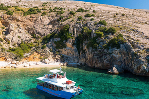 Punat: Veneretki Golden Beachille ja Plavnikiin – uintia ja snorklausta