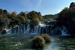 Šibenik: Båttur i Krka nationalpark med lunch och bad