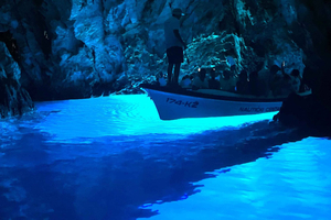 Split: 5 Islands Full-Day Tour to Blue Cave, Vis & Hvar