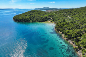 Zadar: Błękitna Laguna i 3 wyspy rejsem wycieczkowym z winem bez limitu