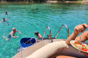 Zadar: Venekierros, lounas, snorklausta ja piilopoukamia