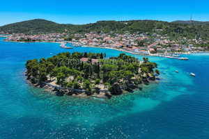 Zadar: Island Hopping Tour Swim and Snorkel with Drinks