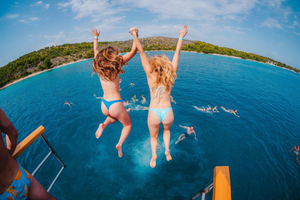 Zadar: Sip & Cruise – rejs z pływaniem, zachodem słońca i muzyką