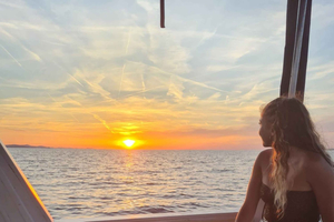 Zadar: Auringonlaskuristeily dalmatialaisella ruoalla ja juomilla