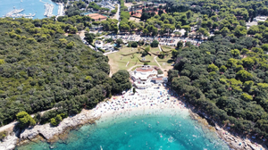 Ambrela Beach