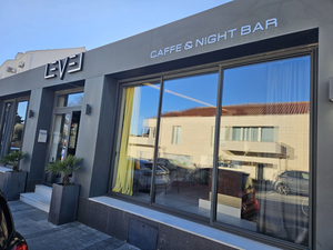 Café & Night bar Level