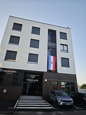 Diamond Hotel