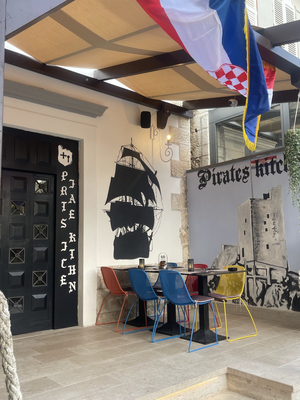 Pirates Kitchen