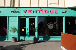 Ventidue Pizza & Bar