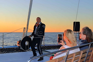Cabo San Lucas Sunset Cruise Live Mariachi, Dance & Open Bar