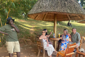 Entebbe: City Guided Walking Tour, Gardens & Uganda Rolex