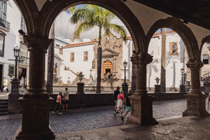 Santa Cruz de La Palma: Living History with an Official Guide