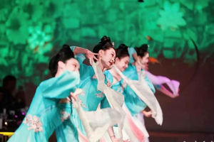 Shanghai: Kongelig banket med kinesisk kulturforestilling