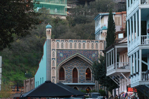 Tbilisi: Sulfur Baths District Walking Tour