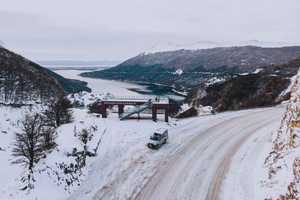 Ushuaia 4WD Off-Road Adventure: Hidden Lakes & Argentine BBQ