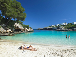 Esmeralda Beach
