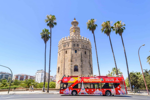 Sevilla: Hop på-/hop af-bustur med sightseeing i byen