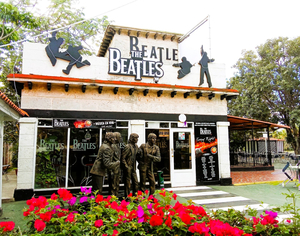 The Beatles Live Music Bar and Grill