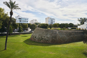De Pafos: Renda de Lefkara e Experiência em Nicósia