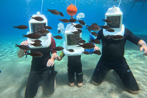 Paralimni: Underwater Helmet Experience