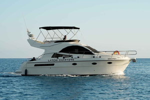 Rodman 38 Flybridge - Blue Lagoon Charters