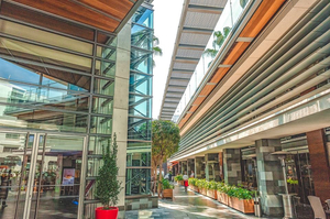 Columbia Plaza