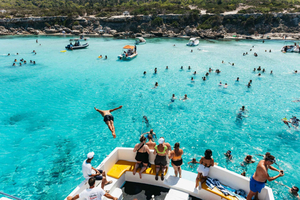 Paphos: Blue Lagoon Boat Cruise with Bus Transfer