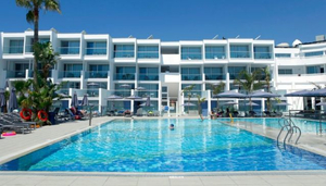 Limanaki Beach Hotel
