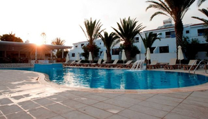 Stavrolia Hotel Apartments