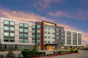 Cambria Hotel Fort Worth - Medical Center