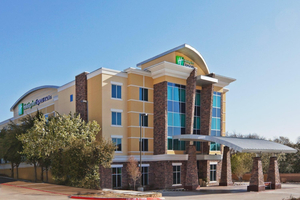 Holiday Inn Express & Suites North Dallas at Preston by IHG