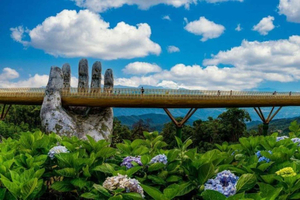 Da Nang: Ba Na Hills, Golden Bridge & Marble Mountains