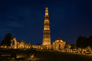 Delhi by Night: Private Tour of Iconic Sights & City Lights