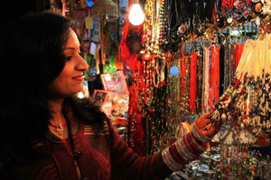 Delhi Shopping Tour – Half Day with Male/Female Guide