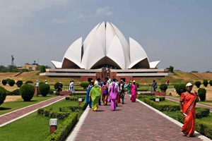 Explore Delhi in 1 Day: Private Old & New Delhi City Tour