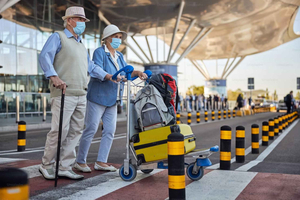 From Delhi - Airport to Airport Layover Taj Mahal Tour by Car