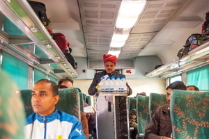 From Delhi - Same Day Taj Mahal Trip By India's Fastest Train