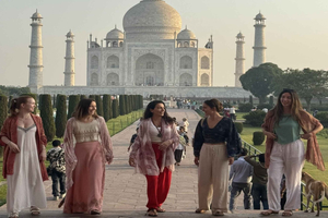 From Delhi - Sunrise Taj Mahal & Agra Fort Tour with options