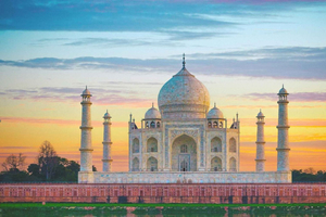 Från Taj Mahal & Agra Fort Privat guidad tur med bil