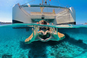 Da Palau: Tour in catamarano dell'Arcipelago della Maddalena con pranzo