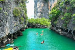 James Bond, Phang Nga Bay and Hong Island Tour from Phuket