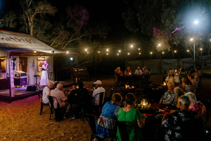 Longreach: Smithy's Outback Dinner and Show