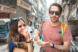 Det gamle Streetfood-tur med tuk-tuk-tur og lokal guide