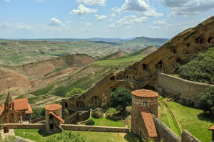Tbilisi: Davit-Gareja e colinas coloridas – Caminhada e paradas para fotos
