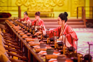 Xi'an: Didu Palace Banquet z kolacją i show + bazar Qin