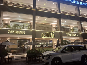 Bomba - Pizzeria & Taqueria | Chattarpur